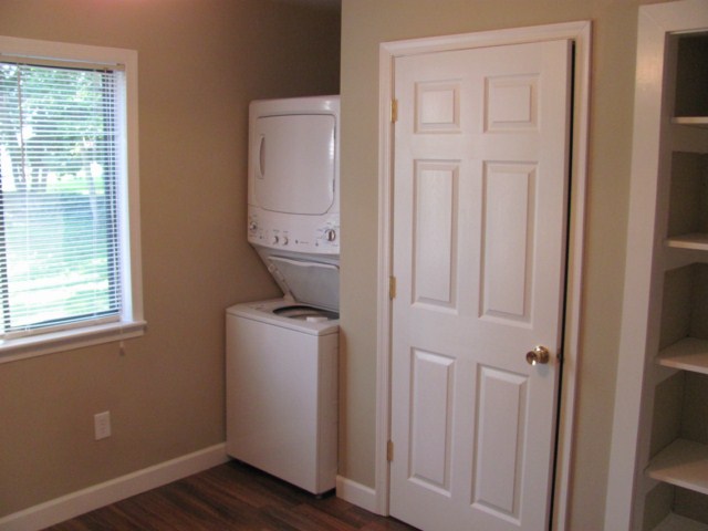 View laundry photo